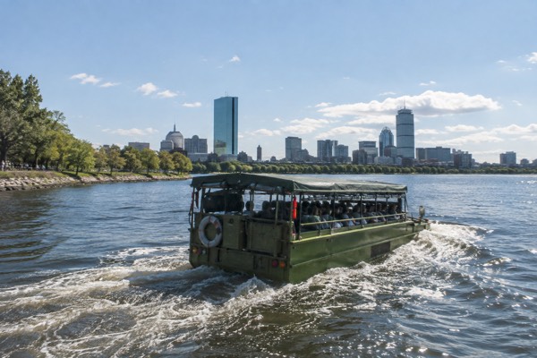 Amphibious Duck, River Splashdown