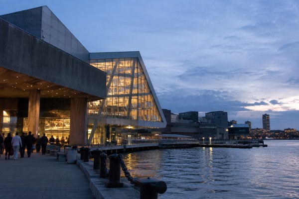 Aquarium Entry, Optional Simons Theatre